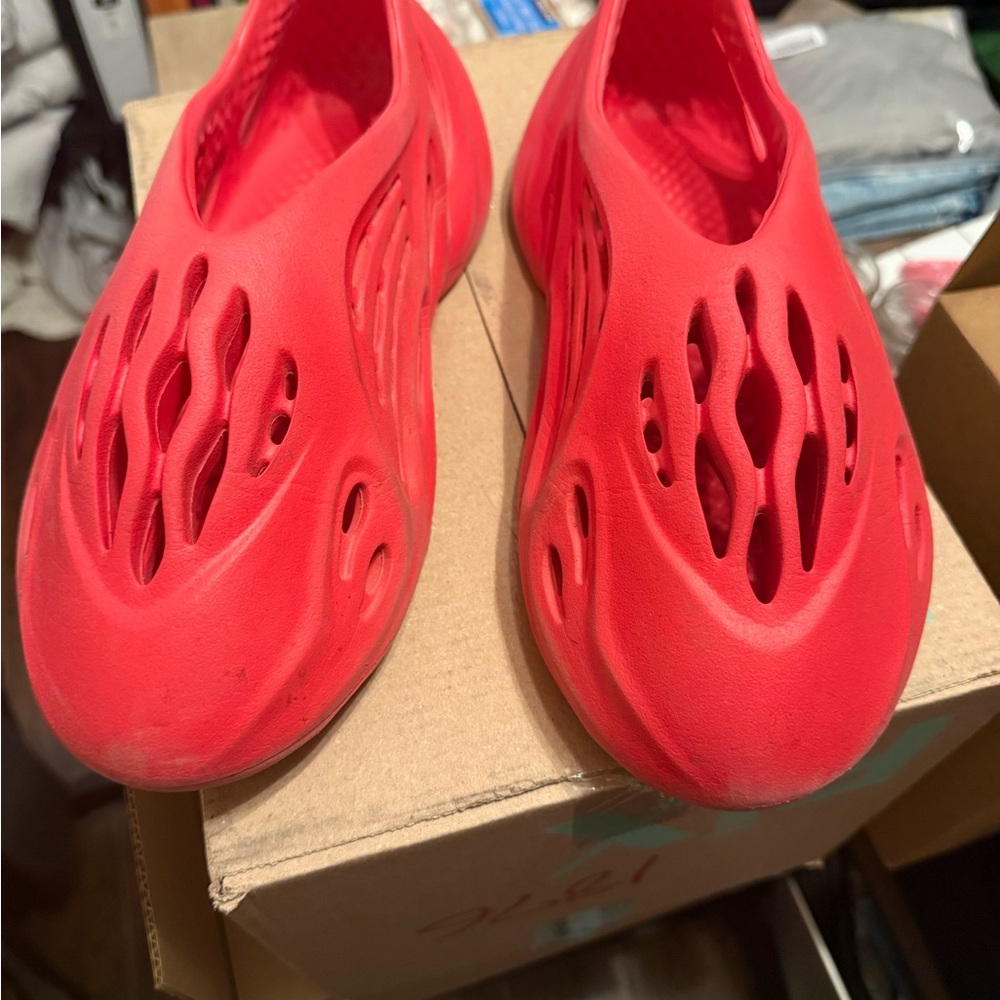 Yeezy Vermillion / Clay Red  Slip-On Sandals